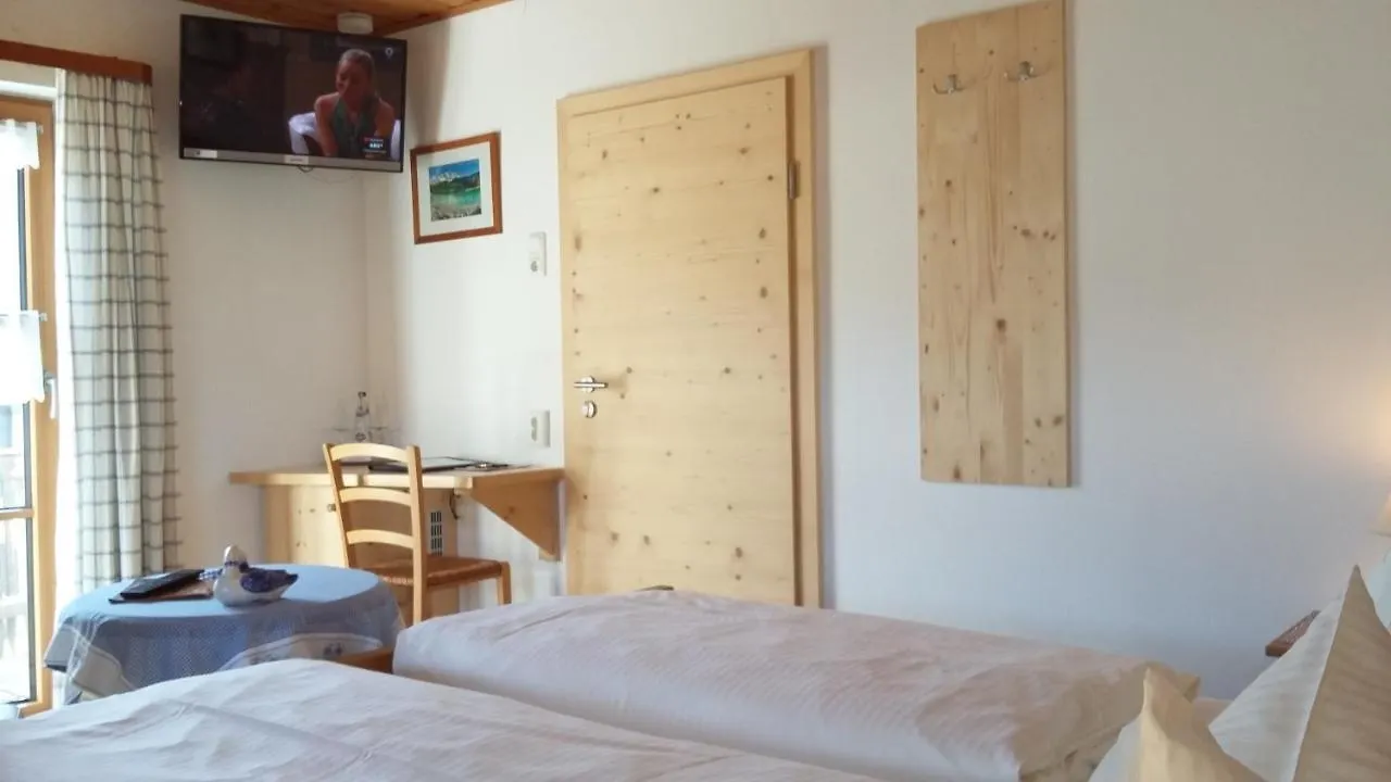Gaestehaus Attenhauser Unterammergau